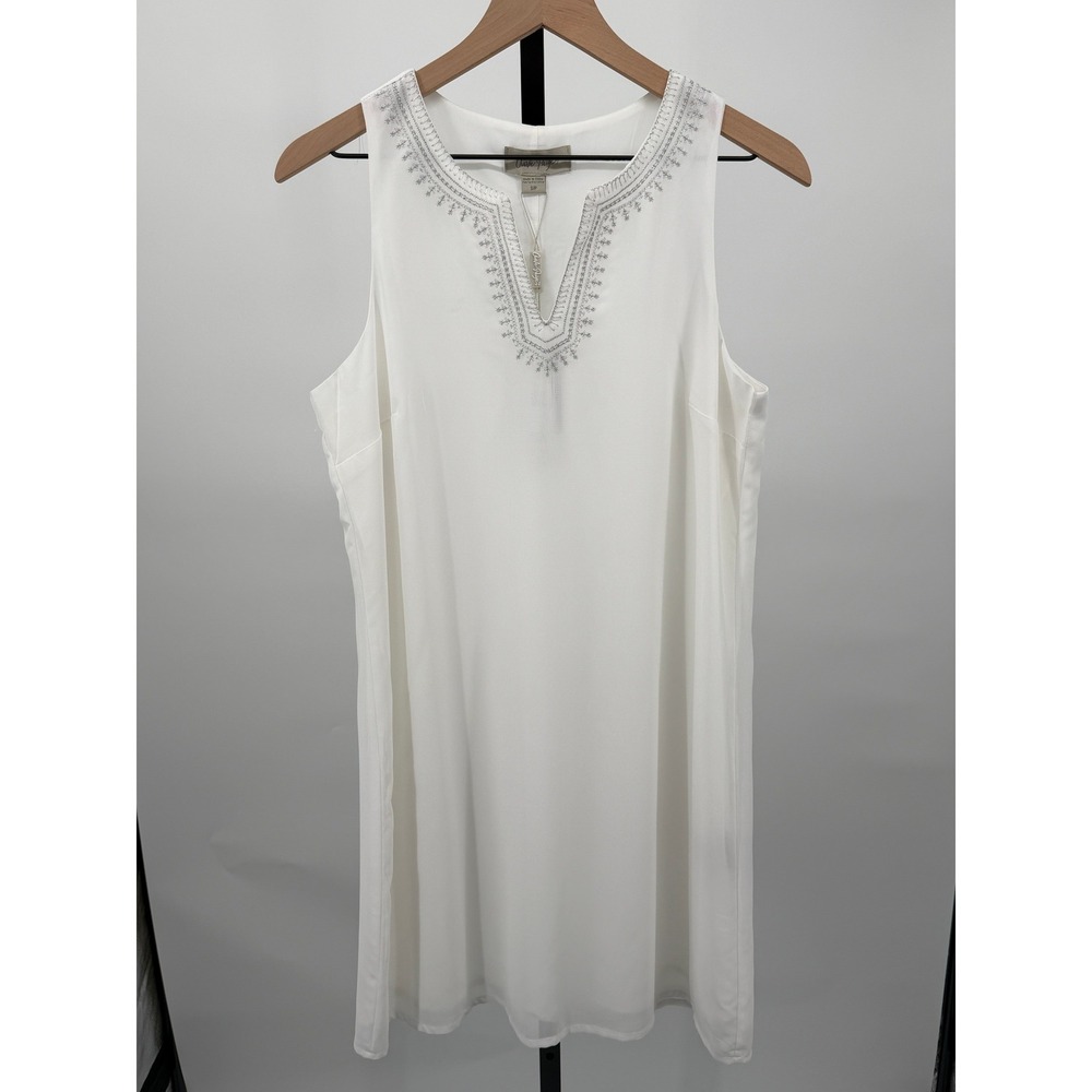 NWT Charlie Paige White Shift Dress S Embroidered Neck Sleeveless Vacation Beach